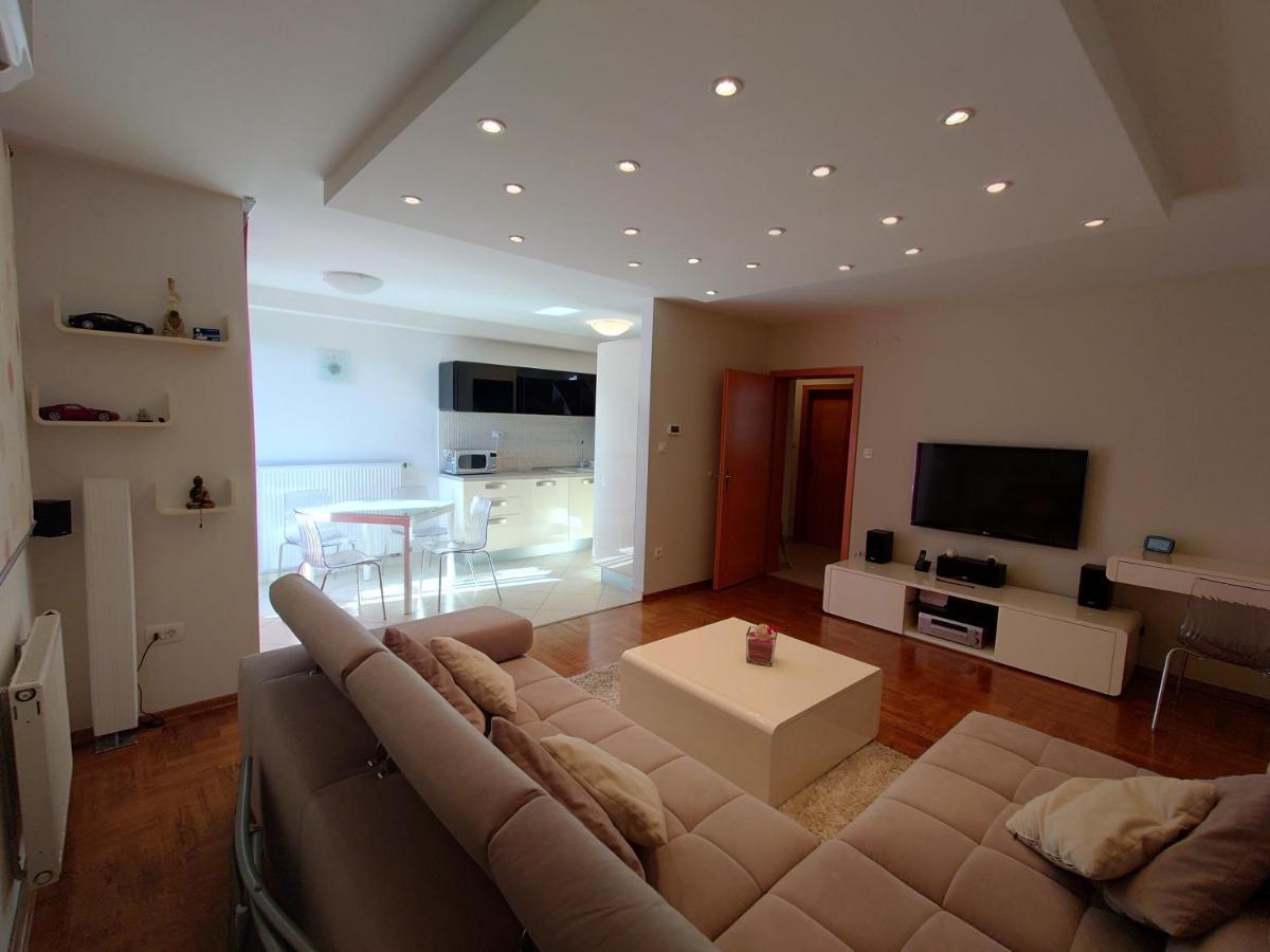 Apartman Mare Nostrum**** Apartment Rijeka Luaran gambar