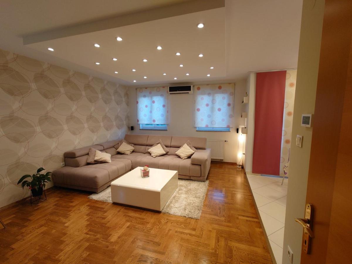 Apartman Mare Nostrum**** Apartment Rijeka Luaran gambar