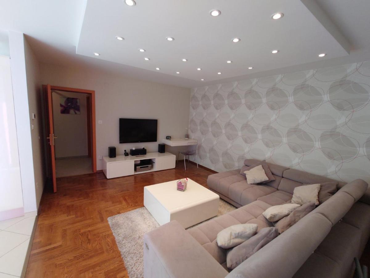 Apartman Mare Nostrum**** Apartment Rijeka Luaran gambar